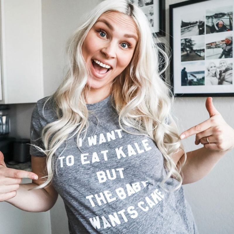 PeaMaternity's tweet photo. #Repost @thefitmomboss: I want to eat kale.... but the baby wants cake. True story. So what does a girl do in such a situation? She eats the cake. And she doesn’t feel bad about it. Not even one bit.🎂 https://t.co/LFs6qAMRJx
#apeainthepod #40weeksofchic #cravings https://t.co/3mCeY0SI8m