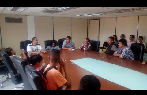 MJPRSCARABOBO10's tweet photo. Mjprs Presente en Reunión del EPM de la JPSUV valencia en planificación para el desarrollo de actividades para el desarrollo de nuestra juventud https://t.co/bIEnbNc7j3