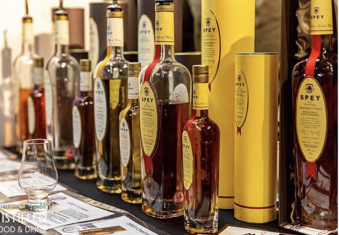 SpeySingleMalt's tweet photo. @distilledscot shared some great photos from #distilled19 of guests enjoying our #SPEYCollection and #ByronsGin #Slainte 🥃 #SPEY #SpeysideDistillery #Whisky #Scotch #Gin https://t.co/Y8RsIhyqD9