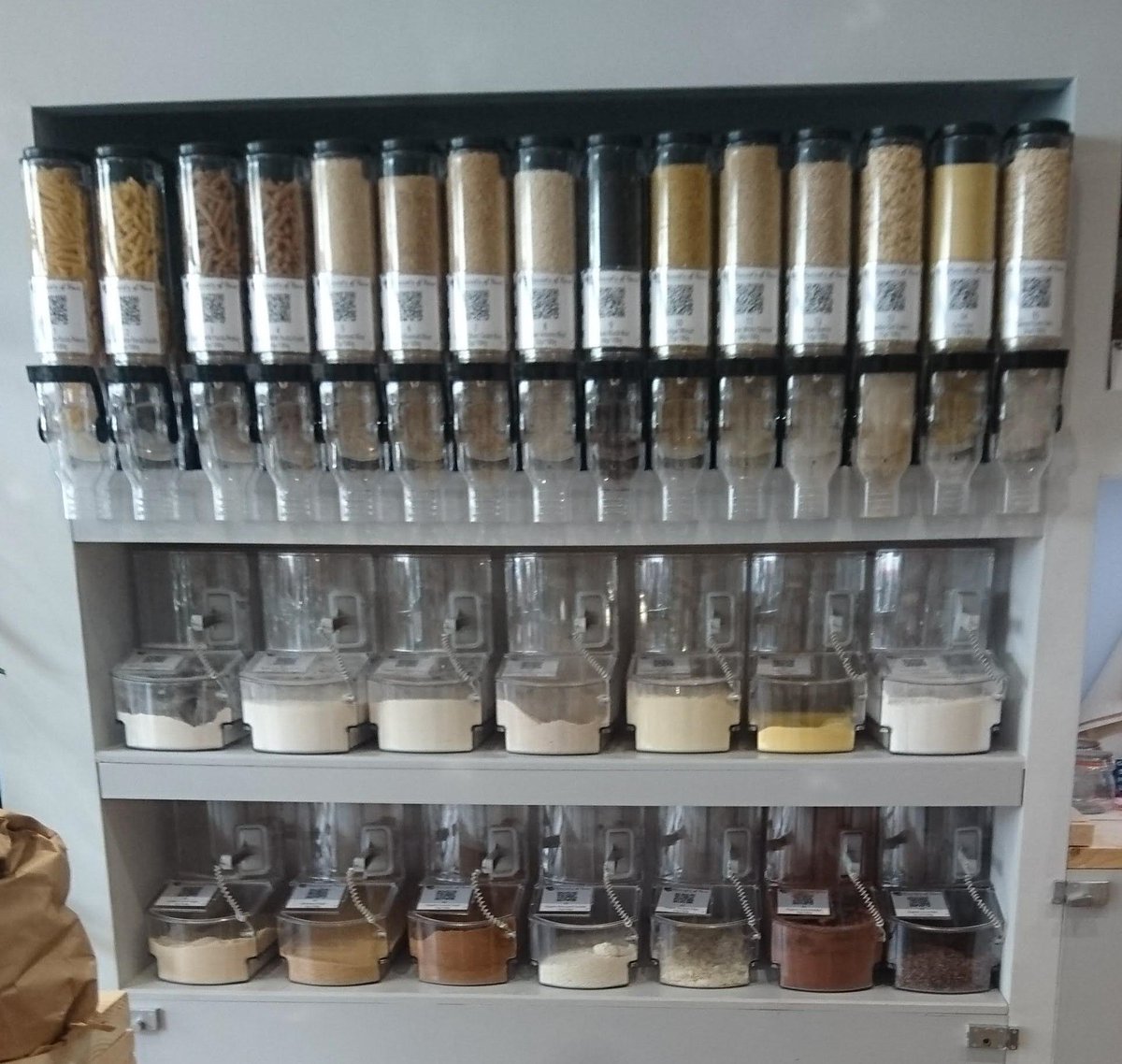 Wondering where your local zero waste shop is? Check out my directory of UK stores! buff.ly/2QltiLv

<a href="/Unpackaged/">GoUnpackaged</a> <a href="/zerowasteleics/">NADA. 🌍</a> <a href="/EarthFoodLove/">EarthFoodLove</a> <a href="/hetu_uk/">hetu_uk</a> <a href="/TheCleanKilo/">The Clean Kilo</a> @wastenotshop <a href="/zerogreen17/">Zero Green</a> @LarderNaked <a href="/wastenotpop/">Waste Not Minimal Waste Shop</a> @zerowastewirral <a href="/ZeroWasteShopSU/">Our Zero Waste Shop</a>