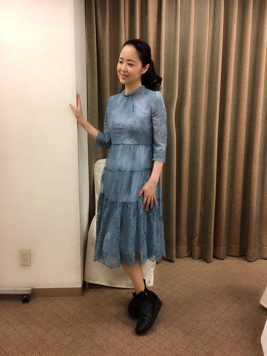 O Xrhsths まねだ聖子 Sto Twitter 今日の私服は 聖子ちゃんとお揃いのワンピース着て行きました 聖子ちゃん感満載な総レースワンピです 小山グランドホテル 某生保様パーティ 私服 聖子ちゃんとお揃い ワンピース 半額でゲット めざましテレビ