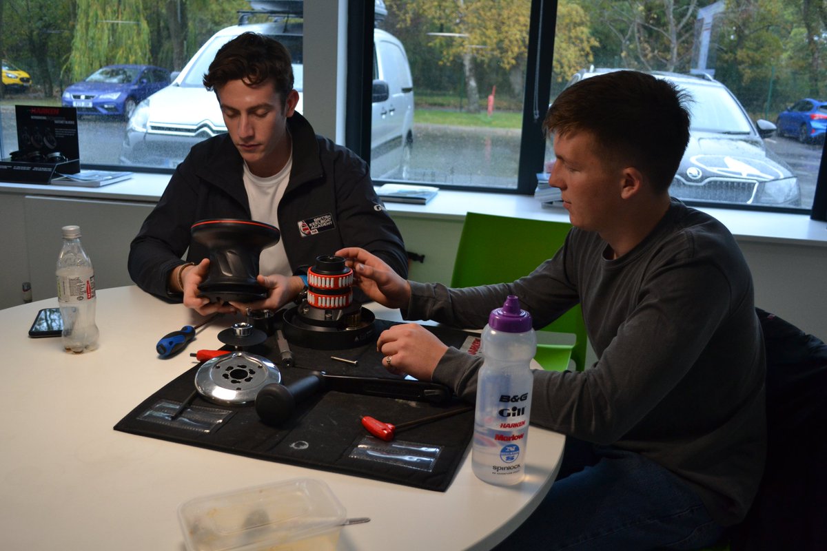 HarkenUK's tweet photo. A recent winch training workshop from #HarkenUK with the British Keelboat Academy at @NorthSails UK facility in Fareham. Thanks for having us @RYA @RYASouth we hope you enjoyed it! ⛵️👍

#Sailing #SailingLife #Winches #HarkenWinch #BKA20 https://t.co/bvACAQ1ggO