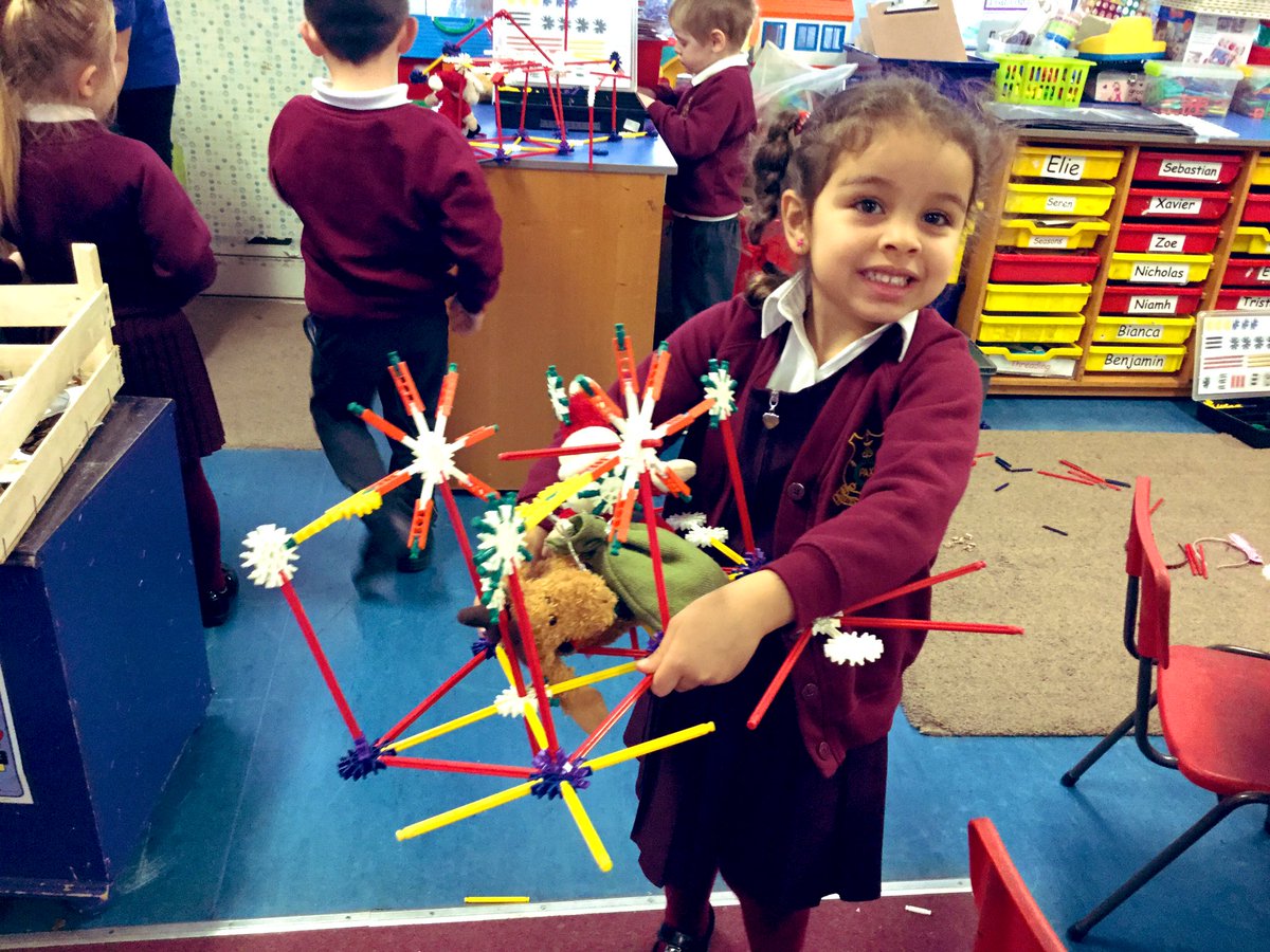 stmarysbridgend's tweet image. Children in reception collaborated well to build sleighs for Father Christmas and his reindeer. Super concentration, your sleighs were great! Thank you @XLWales #scienceandtechnology