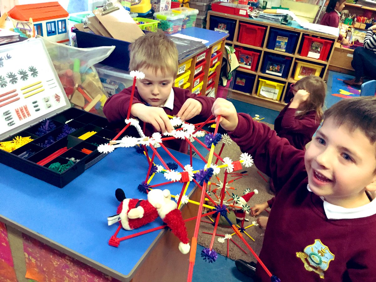 stmarysbridgend's tweet image. Children in reception collaborated well to build sleighs for Father Christmas and his reindeer. Super concentration, your sleighs were great! Thank you @XLWales #scienceandtechnology