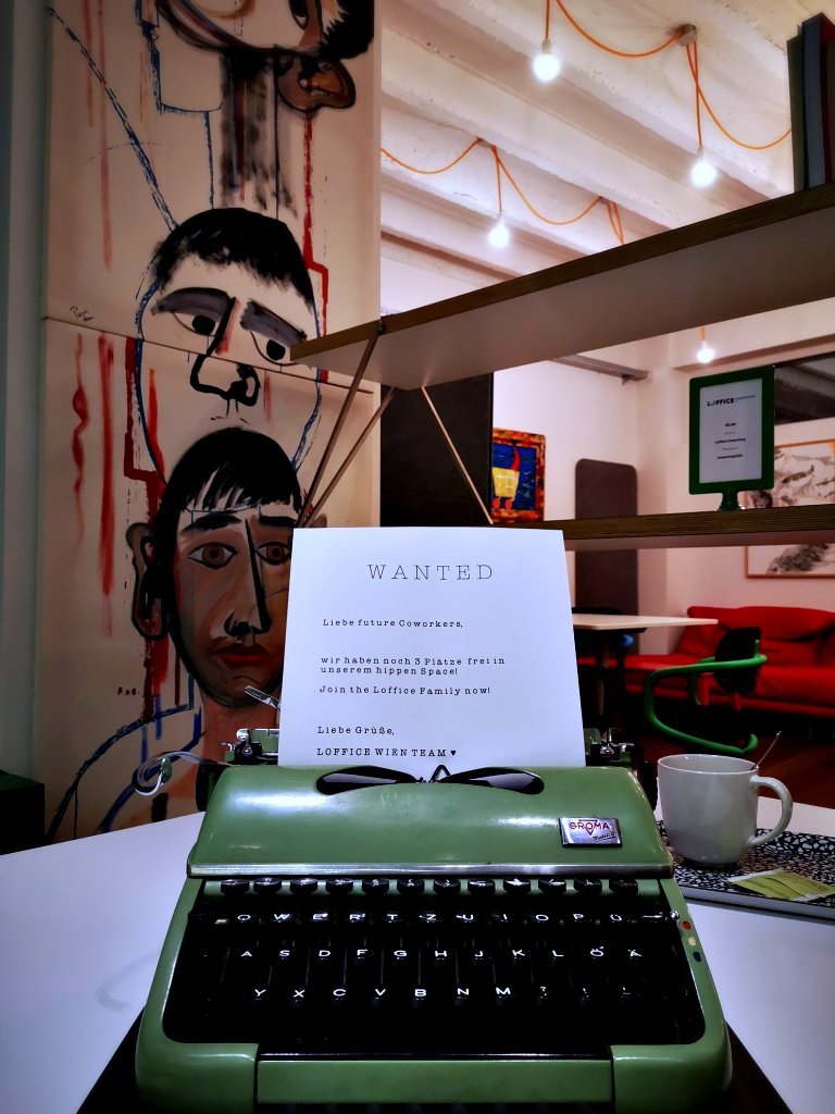 Liebe future Coworkers aufgepasst! 📢🚨
Nach einem kurzen Facelifting sucht unser Space neue BewohnerInnen und zwar gleich DREI!
Packt eure Schreibmaschine und zieh bei uns ein.
Computer ist natürlich auch erlaubt. 🙃
Schreibt uns oder kommt einfach vorbei!