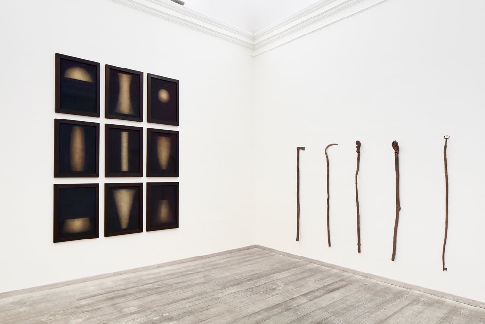 OTTOGallery's tweet photo. The #exhibition Five Masterpieces from a collection 1985-1995 presents important historical artworks by #GianniDessì, #GiuseppeGallo, #Nunzio, #PieroPizziCannella and #MarcoTirelli spanning from 1985 to 1995 https://t.co/p40P2Dh0ip https://t.co/tEraZ1ej6n