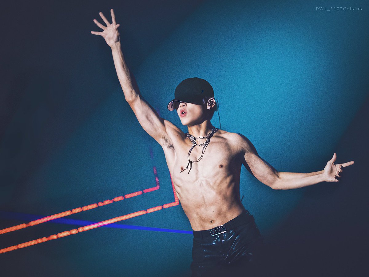 PWJ_1102Celsius's tweet photo. 191110 서울콘서트

#AB6IX #에이비식스 #박우진 #PARKWOOJIN https://t.co/EJsrx5ksVp