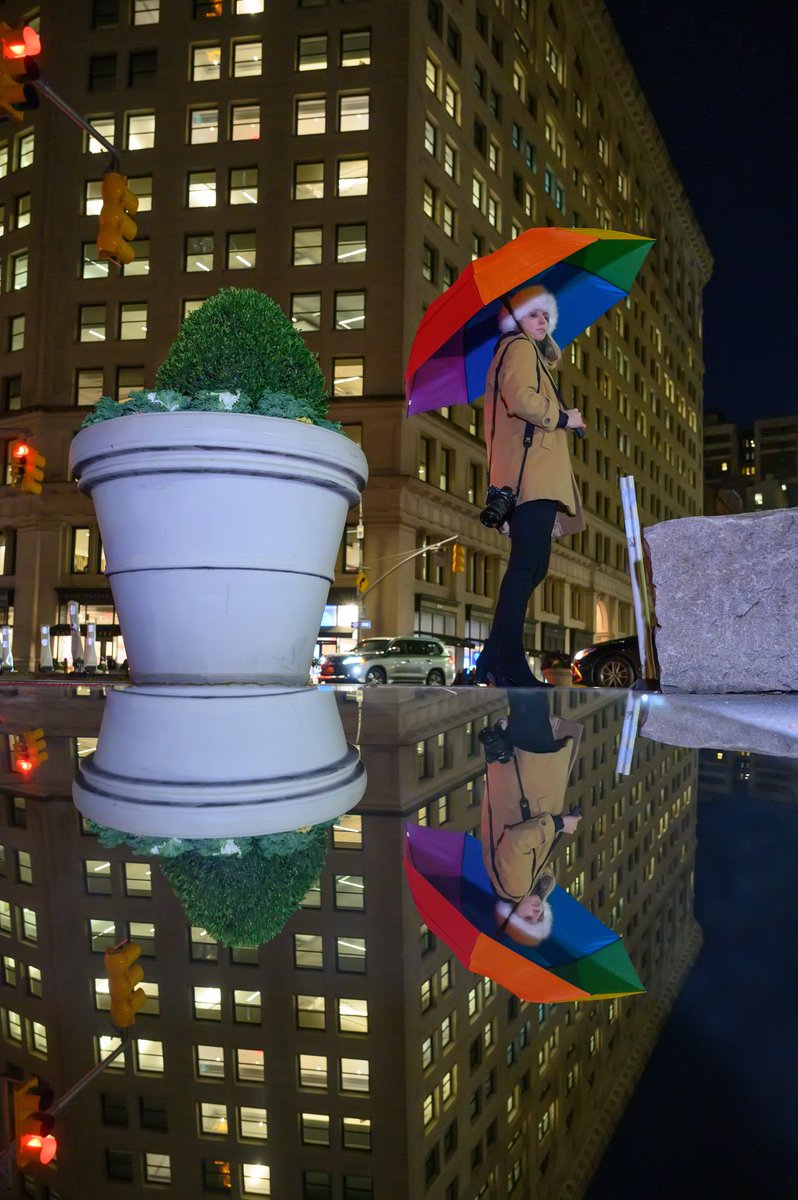 DezSantanaPhoto's tweet photo. Had fun at @crissi_beth Puddlegramming &amp; Reflections Photowalk @SonySquareNYC Thanks for the invite! 📸

@NYC @discovering_NYC @yourtake
#NYC #NewYork #SonySquareNYC #CreativeSpaceSweeps #Puddlegram https://t.co/lhZnZhCFBF
