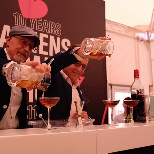 CocktailMaestro's tweet photo. Having a good time making few drinks with my friend @p.dorelli @athensbarshow -

bartender #bartenders #bartenderlife #bar #hotelbar #hotel #hospitality #luxury #service #mixology #cocktail #cocktails #drink #drinks #50bestbar #worldbestbars #bestbarofth… https://t.co/7rETxcuPte https://t.co/9u8m23oQlB