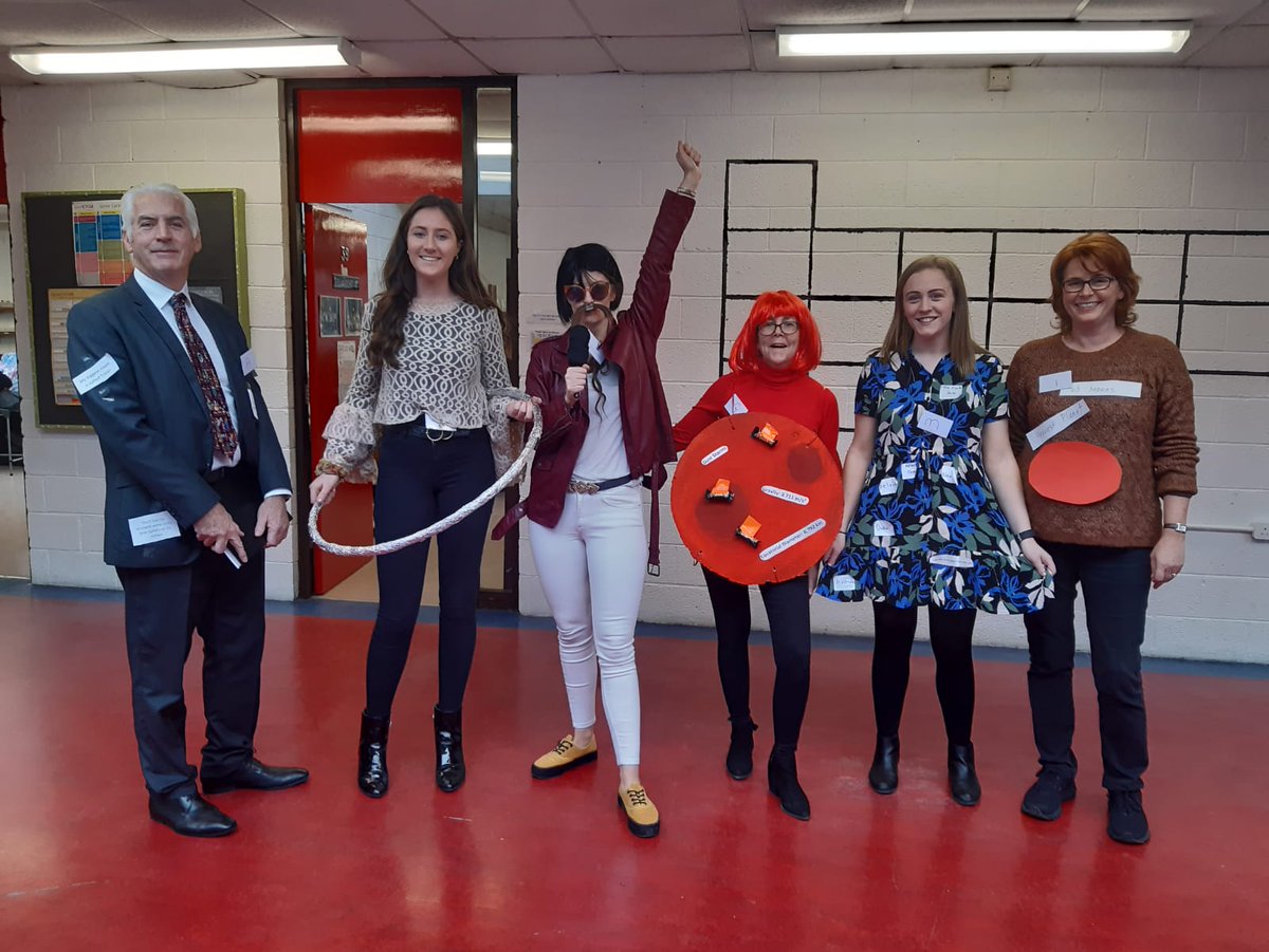 PSNeasain's tweet image. The Science Department are dressed up as six of the planets! There might be a prize for the first parent who guesses all six planets correctly. #ScienceWeek2019 #ScienceWeek
