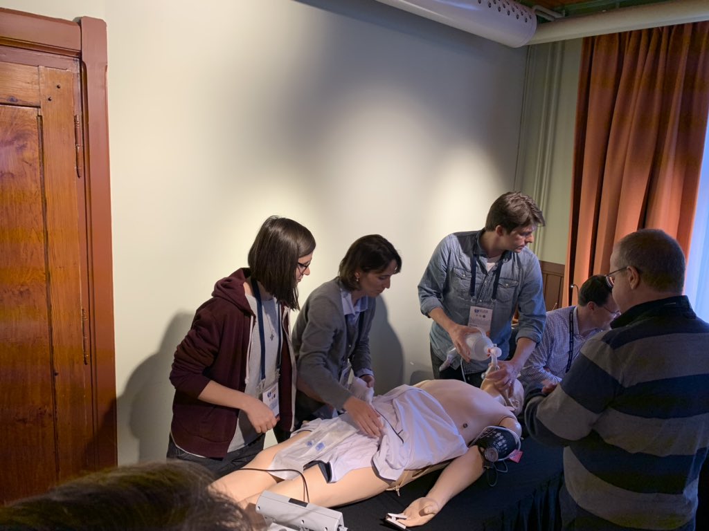 3 SIMULATION AIRWAY WORKSHOP
Summary points:
Optimise facemask ventilation 
CICO defined by paralysed pt
Limit laryngoscopy attempts
SGD airway first if CNI/CNV
Capnography 
Don’t go backward
Don’t blindly intubate via LMA
#WAMM19 #WAMMsterdam