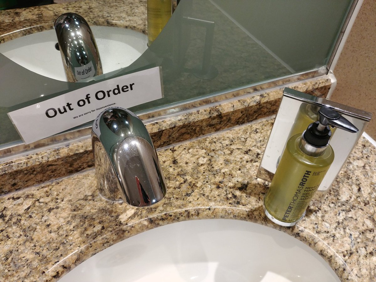 MarinaMinkin's tweet image. Meanwhile at #ccs19 
Out of order execution, but no leak #Fallout