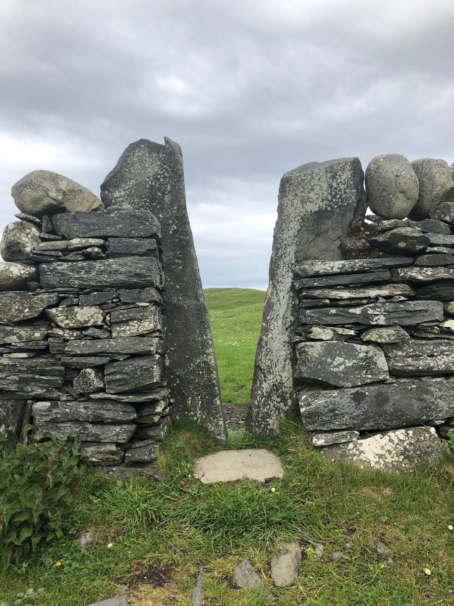 There were 7 distilleries on Islay in 1992/93, it was a difficult time for the industry from the mid 80s too.I think we can safely rule out Bunnahabhain as they never started using peated malt until the late 1990sWalk with me a while  @karanewman and  @dr_whisky