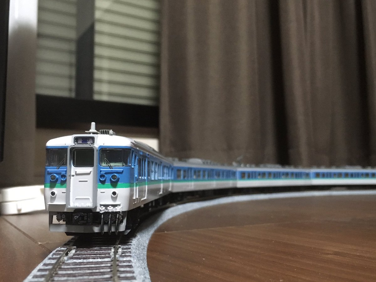 こちらは旧作で115系長野色の6両貫通編成（C編成）を出してみました