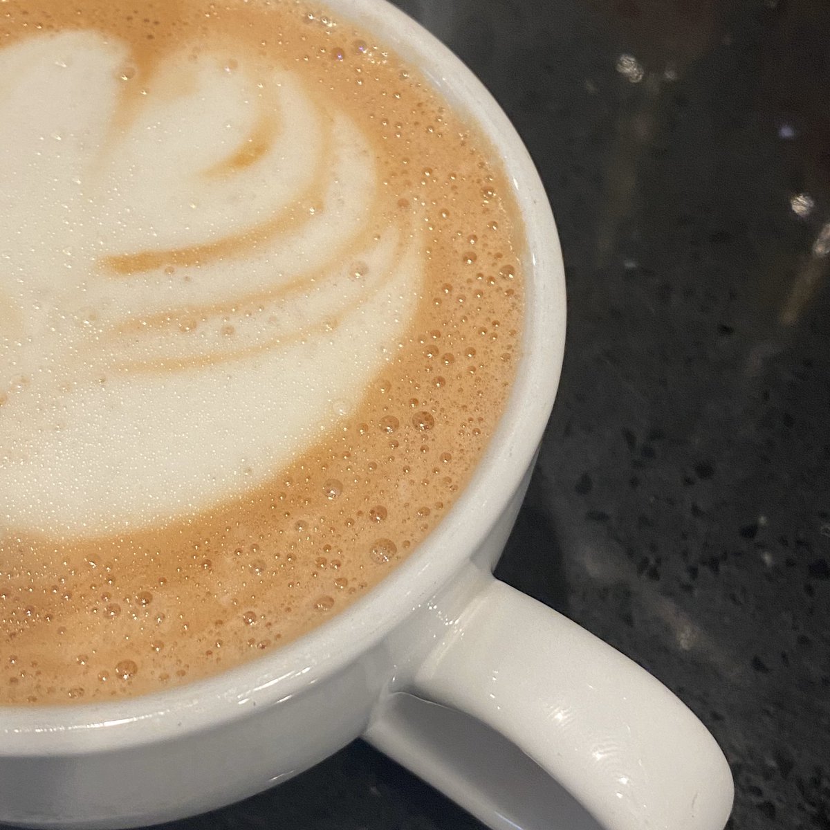 Good morning! This hot and delicious latte is just what you need on this cold Wednesday morning.🥶#happyhumpday