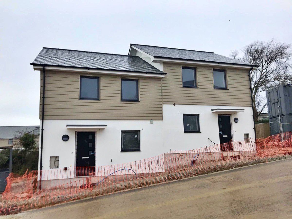 mpc_group1's tweet photo. Despite the weather,  we’re making good progress on the rendering of this new build development in Truro for Elliot Design &amp; Build. Work also continues on the interior, with our teams completing boarding and skimming to all 14 plots. https://t.co/PakJKYbMHn