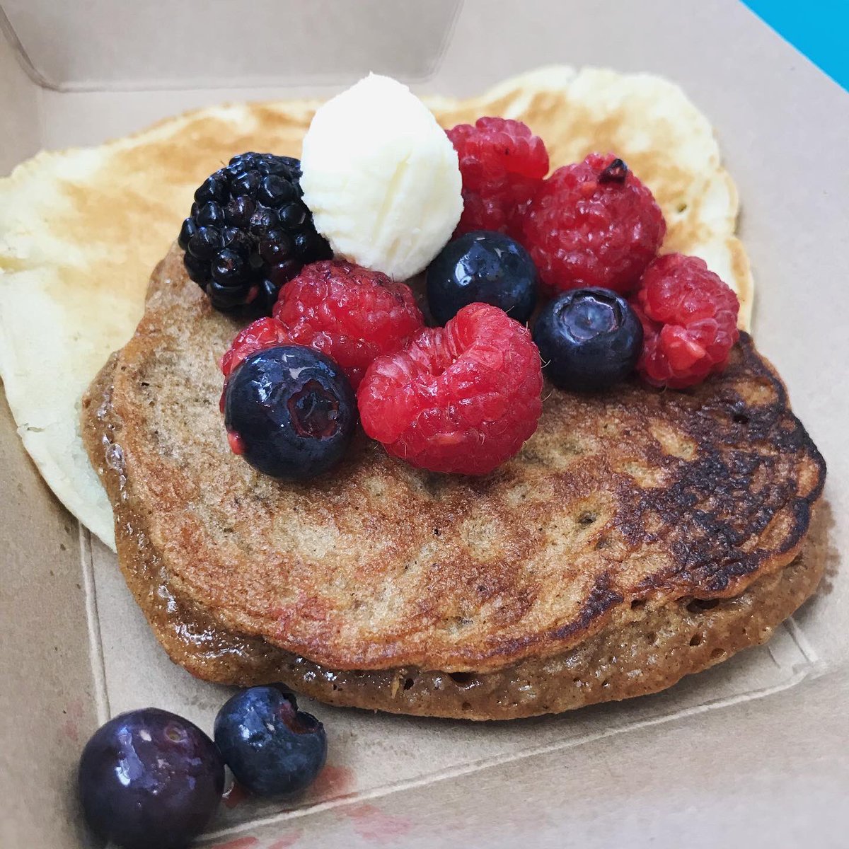Catholicdining's tweet photo. Freshly made pumpkin spice pancakes in SR. NOW until 10 am!!Come while the grittles are hot. 🎃 🥞 https://t.co/awOyMIDBxr