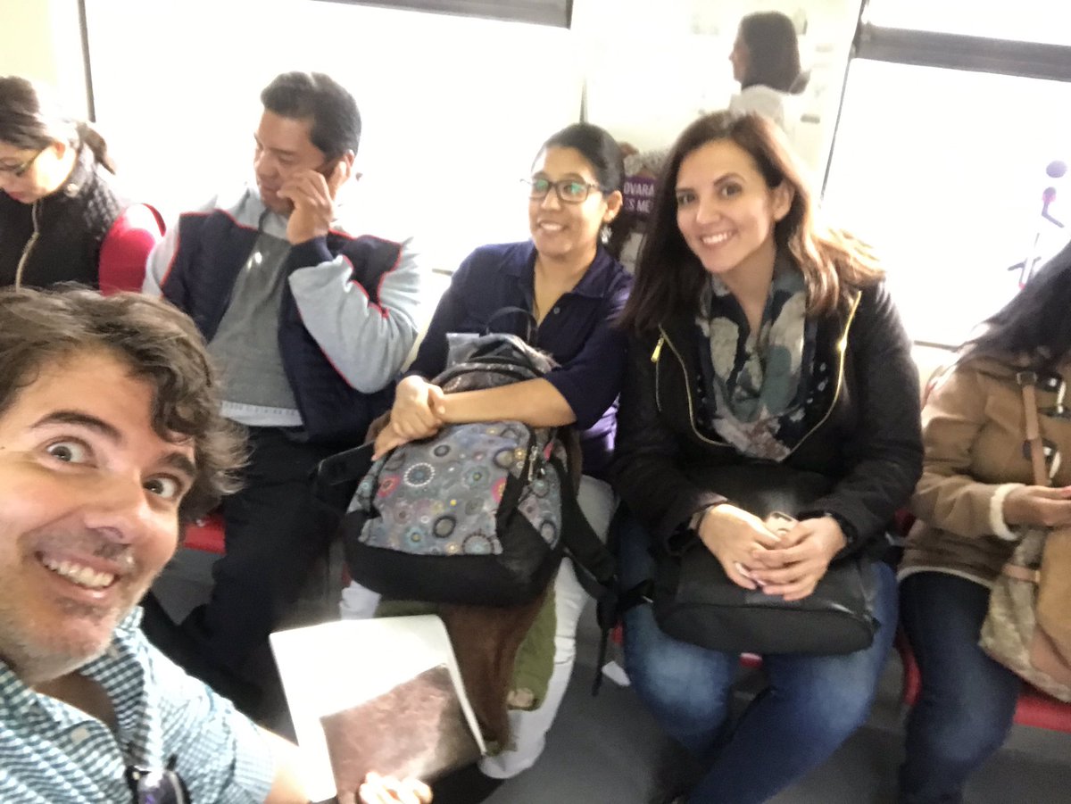 urbanita_movil's tweet photo. Hoy estamos con las chavas y chavos de la especialidad en espacio público y movilidad urbana #EPYMU de la UNAM recorriendo y analizando el sistema @Suburbanos desde Buenavista a Cuautilan. Estupenda experiencia conocer uno de los mejores sistemas del país https://t.co/L1xfMEkJbK
