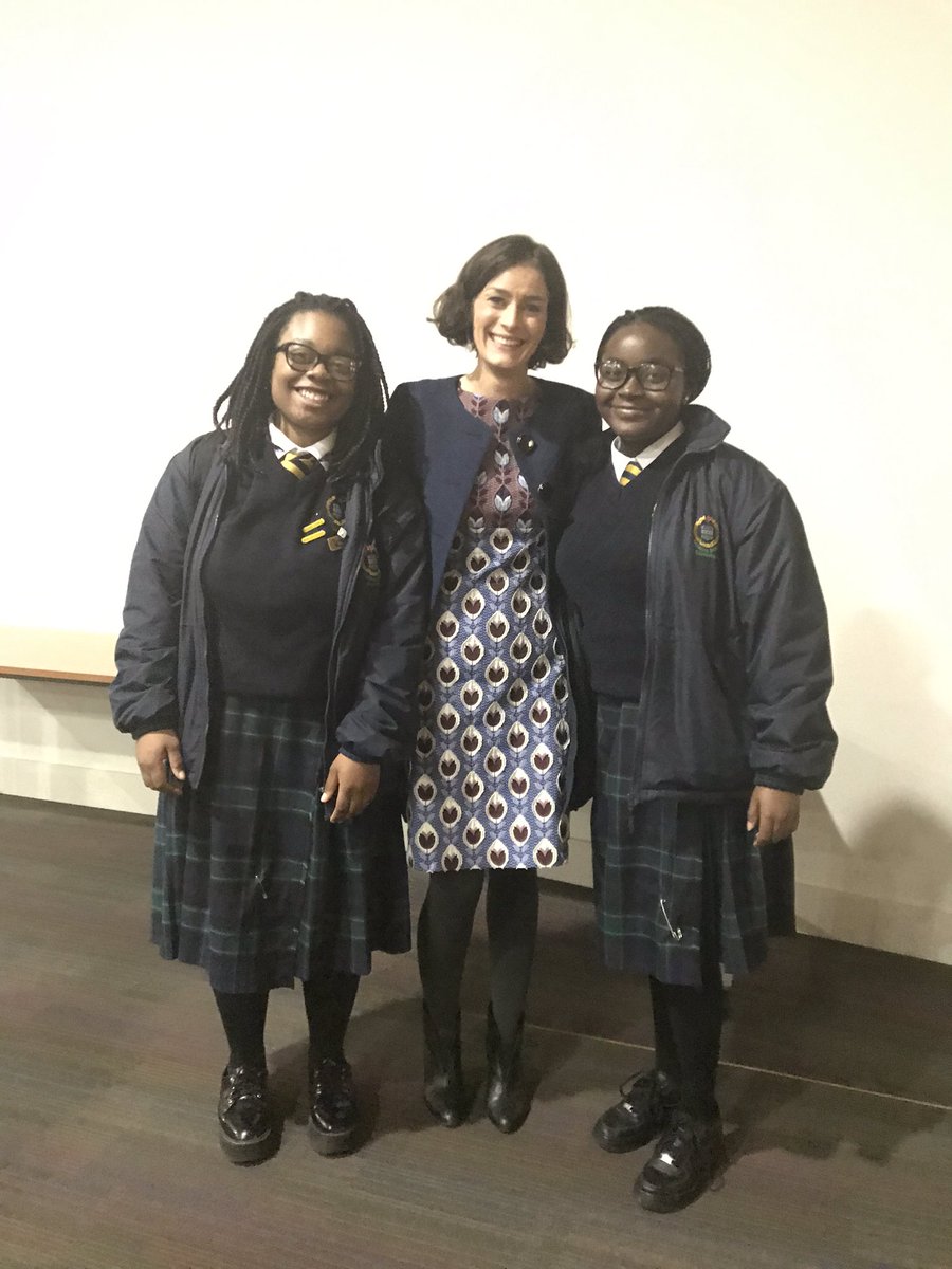 ise_CB's tweet image. Thank you to @DrJohnODonoghue for the stellar organisation of #TCDChemTalks and all the speakers including @campaignforkate. Our 5th year chemistry students gained valuable insights into science careers, the influence of social media and postgrad research. #ScienceWeek2019 #STEM