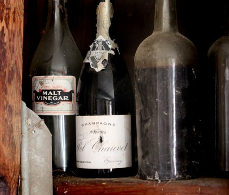 Since 2018 we have been working with Ptolemy Dean Architects, Professor Warwick Rodwell and The Morton Partnership to assist the National Trust for Jersey exploring options for an historic farmhouse on Jersey.  Find out more here inghampinnock.com/farmhouse/