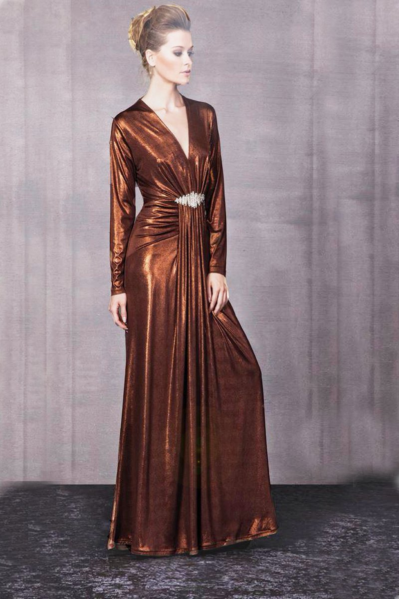 A fabulous copper plunge maxi dress from #Genese with long sleeves and waistline embellishment - it's perfect for a #NYE ball or formal holiday event! #GoodbuyJourdan