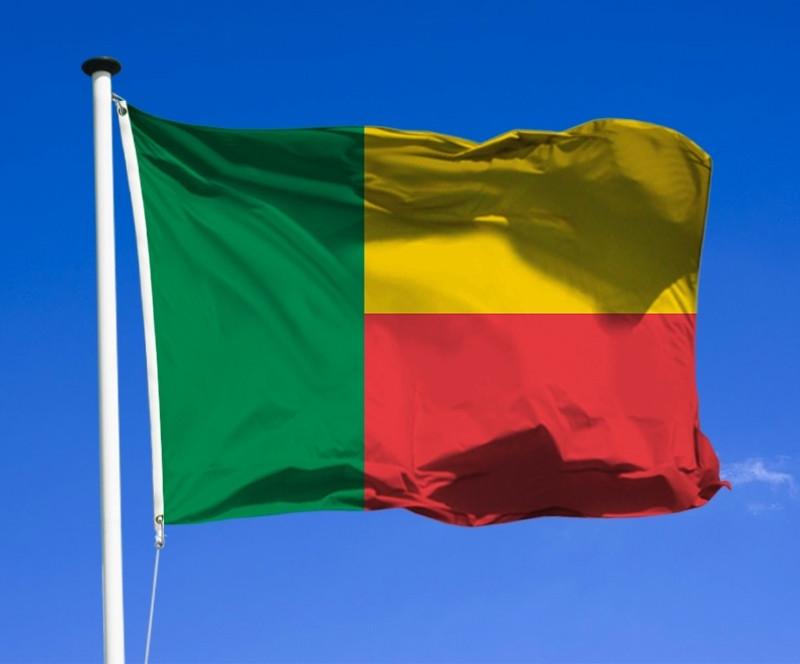 #MAMP A chaque anniversaire rendons service à notre communauté aussi.  Comme l'a dit J. Kennedy << Ne vous demandez pas ce que votre pays peut faire pour vous,mais demandez-vous ce que vous pouvez faire pour votre pays >> .  Alors soutenons tous le concept 
#MAMP