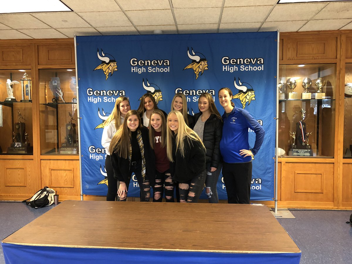 GHSVikingsVB's tweet photo. Congrats to Grace Hinchman on signing today to continue her academic and volleyball career at Loyola! Congrats! @GHS_ILathletics https://t.co/MSkX8Y9z7R
