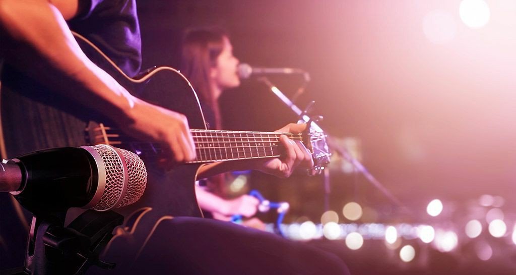 Parteetkaur2's tweet photo. Live Music Band https://t.co/jWOxGZxtog https://t.co/NhxoIByGxi