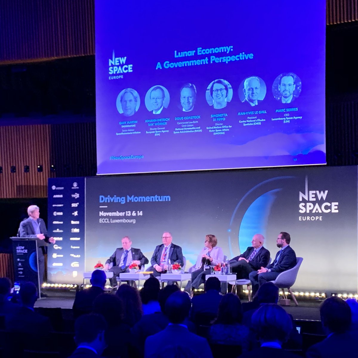 What is #NewSpace? Commercialization, disruption and cost reduction of space activities. Gary Martin of @spaceRESlux leading an interactive panel of heads and senior officials: @JanWoerner of @ESA @Doug_Comstock of @NASA @SDiPippo_OOSA @JY_Legall Marc Serres of @LuxSpaceAgency