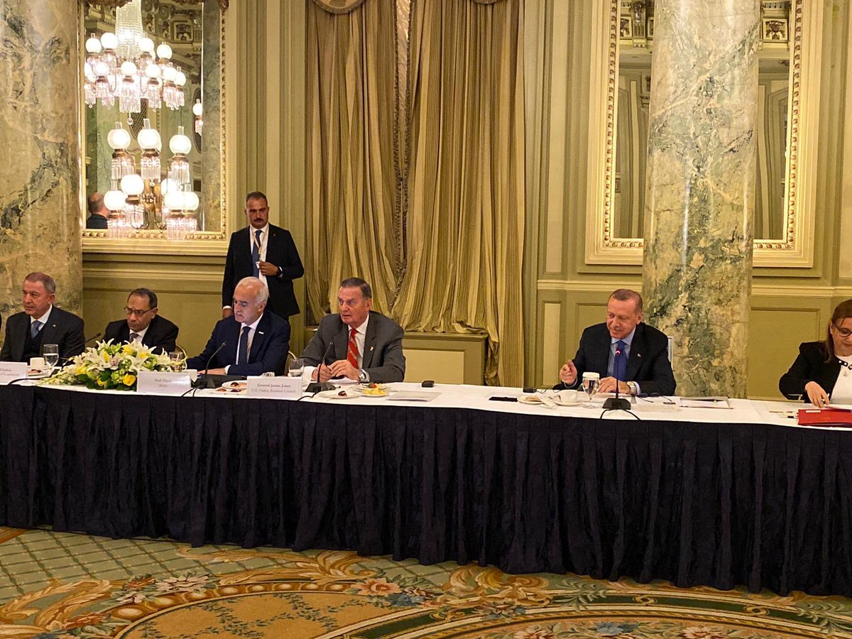 #Türkiye-#ABD İş Konseyimiz <a href="/taikofficial/">TAİK</a> ve <a href="/USChamber/">U.S. Chamber</a>'ın ev sahipliğinde gerçekleştirdiğimiz ABD Yuvarlak Masa Toplantımızda, Türkiye-ABD İlişkileri ve 100 milyar $ ticaret hacmi hedefimiz kapsamındaki gelişmeleri ele aldık.  🇹🇷🇺🇲
 
#İşimizTicariDiplomasi