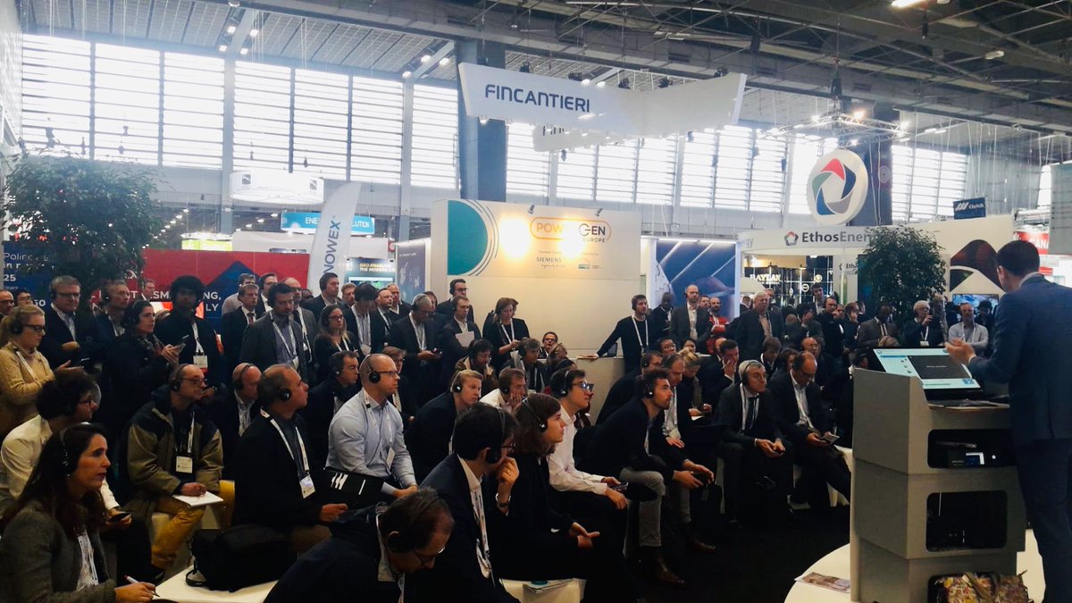 H2Europe's tweet image. #Hydrogen at the centre of #sectorcoupling and #sectoralintegration: from #H2 turbines for power generation to green ammonia and #fuelcell EVs. Hydrogen and #PtoX are on everyone&apos;s mind at @EUW_live dedicated session. #EUW19