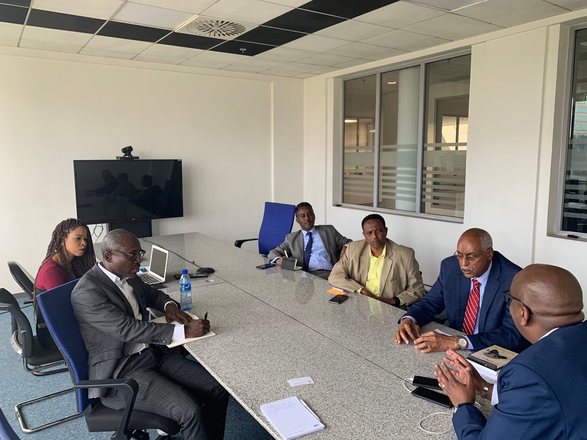 ma3lim_h's tweet photo. Honored to have hosted a delegation from #Somalia led by Somalia’s Ambassador to the #AU and #Ethiopia at the #AUHQ. The team was briefed by the #Y4PAfrica, @FemWiseAfrica and Head of #CPEWD in a bid to enhance the capacity of Somali #youth and #women. https://t.co/V33mSux2Nq