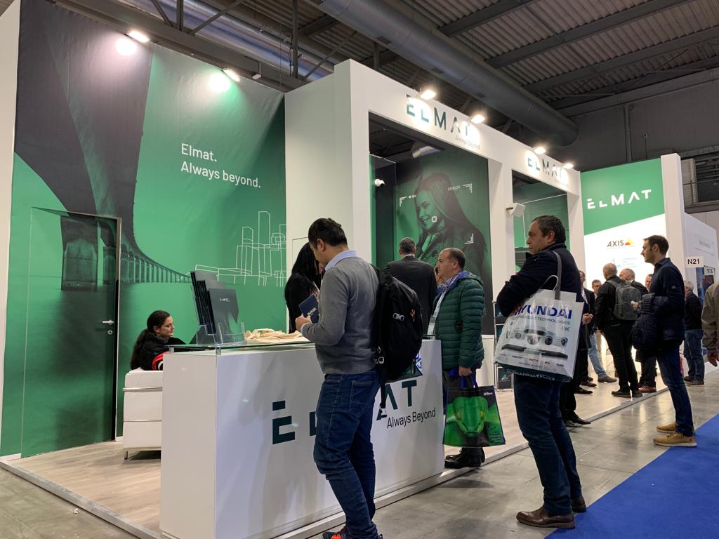Elmatspa's tweet image. Da oggi fino a venerdì vieni a trovarci in #FieraSicurezza a #Milano (stand 21, pad. 5). 😀
🆕 Ti faremo scoprire grandi novità: due progetti dal vivo nella #sicurezzainformatica e nel controllo accessi. 

#ElmatSpa #WatchGuard #Nelysis #Prysm #Axis #SimonsVoss #sicurezza2019