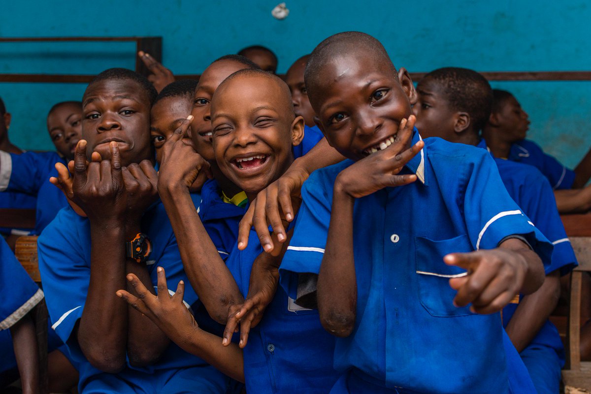 SpecialOlympics's tweet image. As we celebrate #WorldKindnessDay, we thank our athletes for being models of what the world can be when we #ChooseToInclude. 

RT if you will follow their lead!