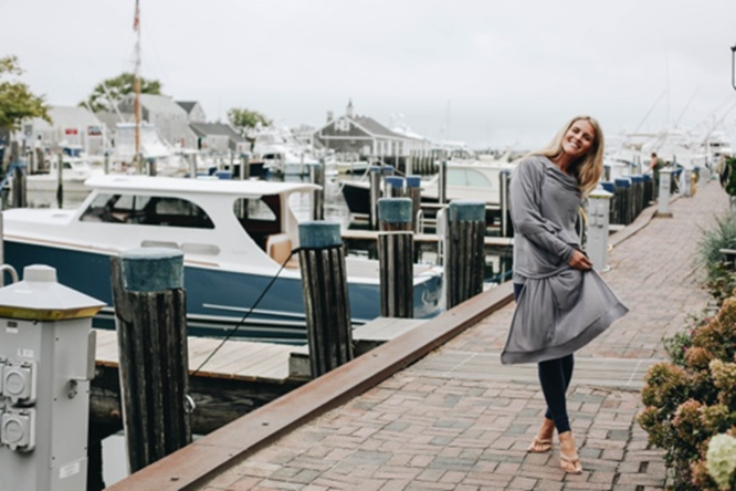 Stay fit, inside and out this fall and winter by being active and nourishing your soul. bit.ly/32fO1DB