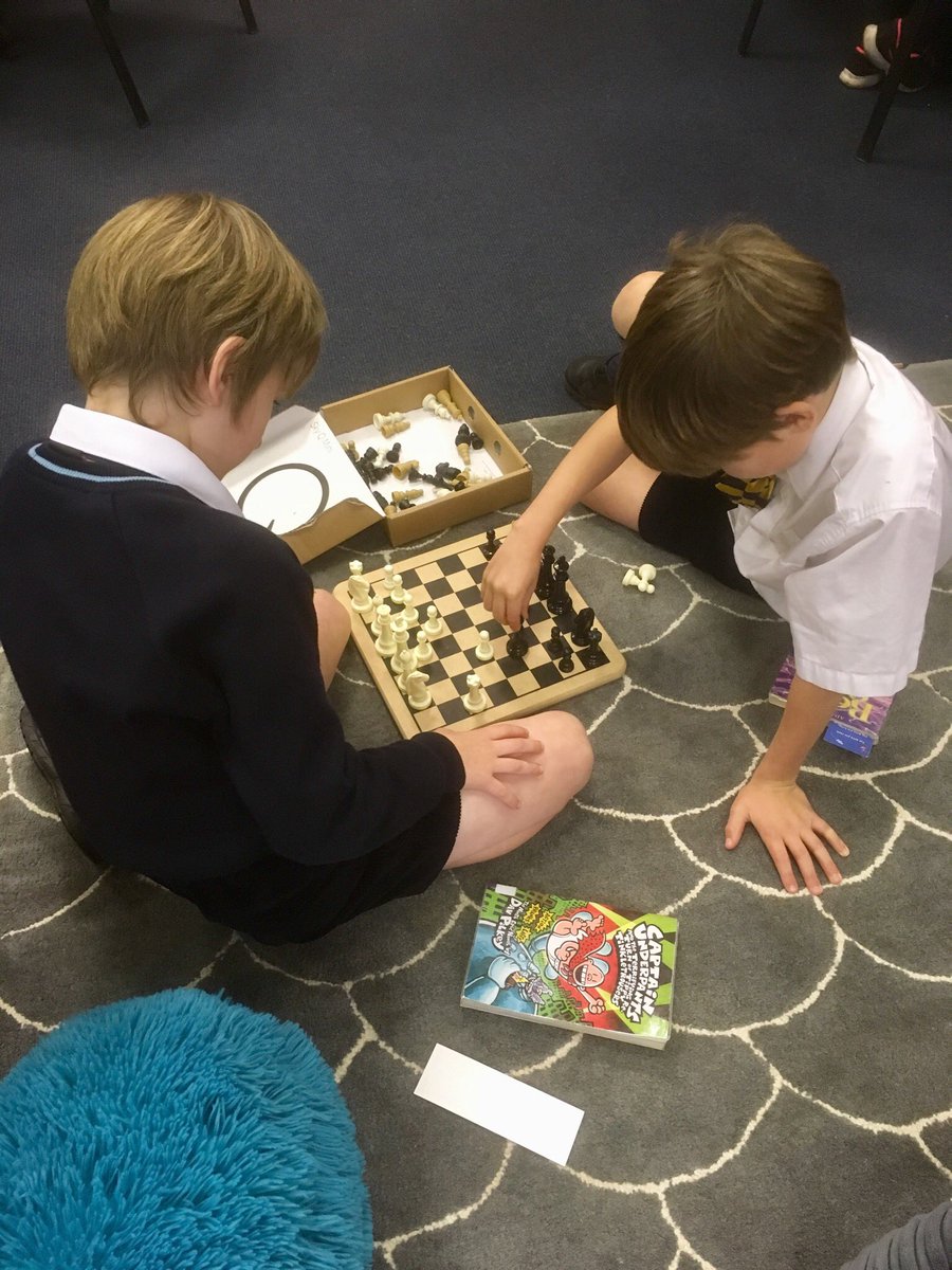 MonktonLibrary's tweet photo. Year 3 relaxing in the library this afternoon!
#MonktonYear3
#MonktonReadingForPleasure
#MonktonLibraries https://t.co/oysfx0DG5s