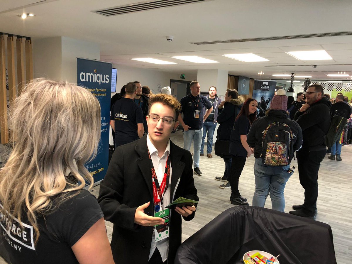 LightforgeAcad's tweet photo. Robbo and Nibs from #LightforgeAcademy are on the floor at #UkieSC2019 talking to some great talent – make sure you stop by and say hi! @uk_ie @UkieStudents #Games #VFX https://t.co/FD4OOrGC0w