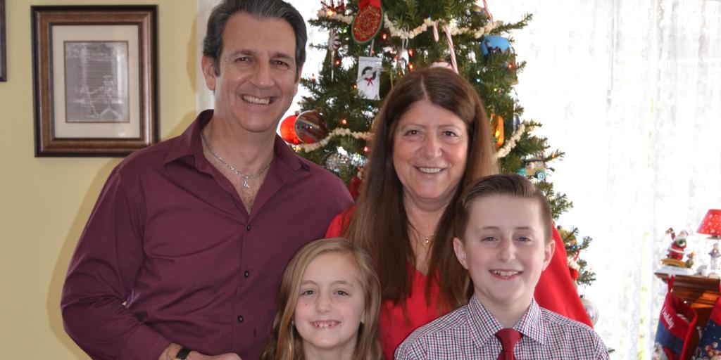 NYPAdvances's tweet photo. “I am so thankful to my doctors &amp; their teams for saving my life!” Early detection &amp; treatment at #NYPQueens made all the difference in helping Lucia Rinando overcome her devastating Stage I #LungCancer diagnosis. #LungCancerAwarenessMonth #LCSM CC: @WeillCornell https://t.co/GKhquZHNGU
