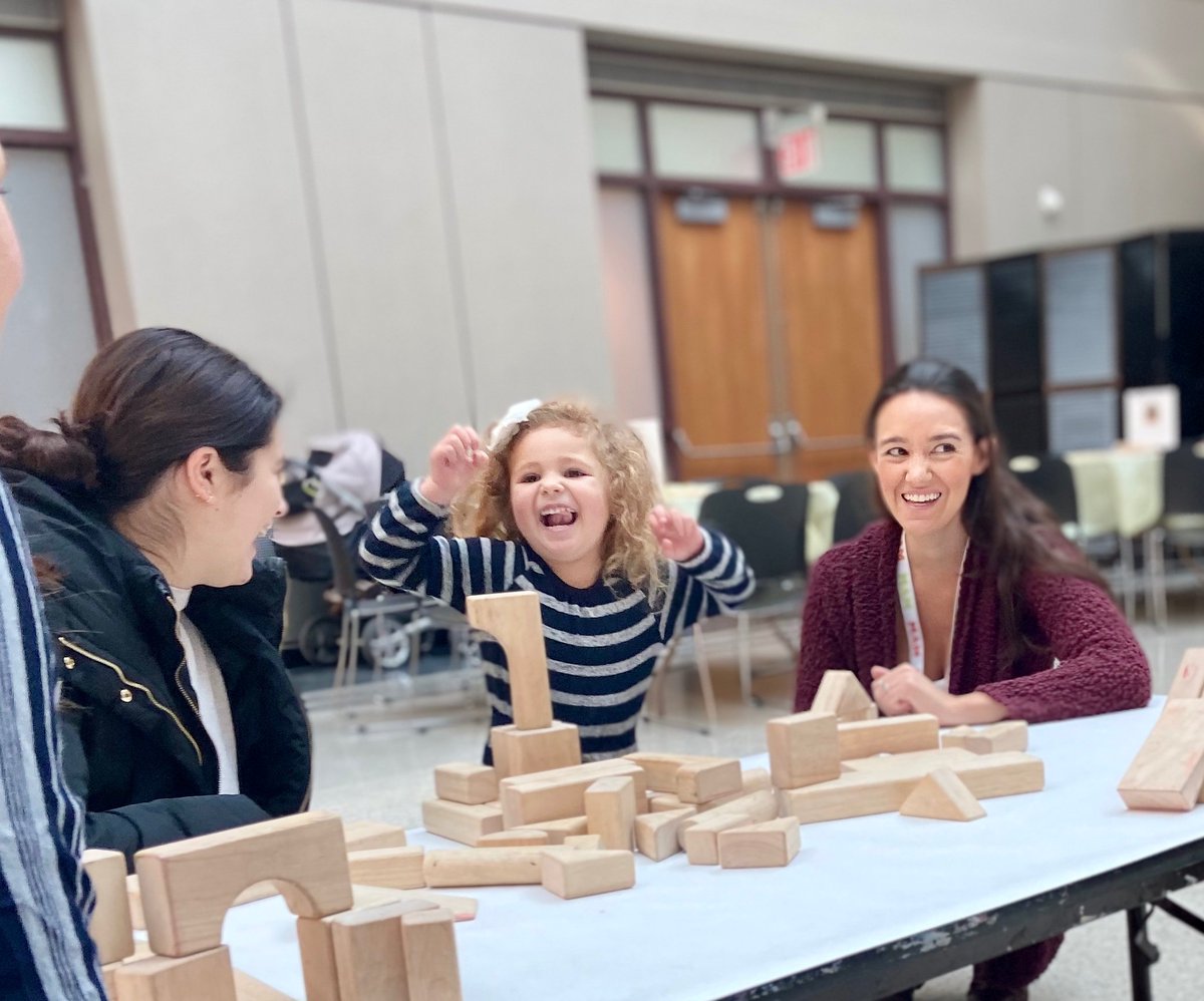 MAMmontclair's tweet photo. Come join the fun at CREATEabilities going on now until 11:30am! #MakeArtTogether https://t.co/udbOkiB4zz