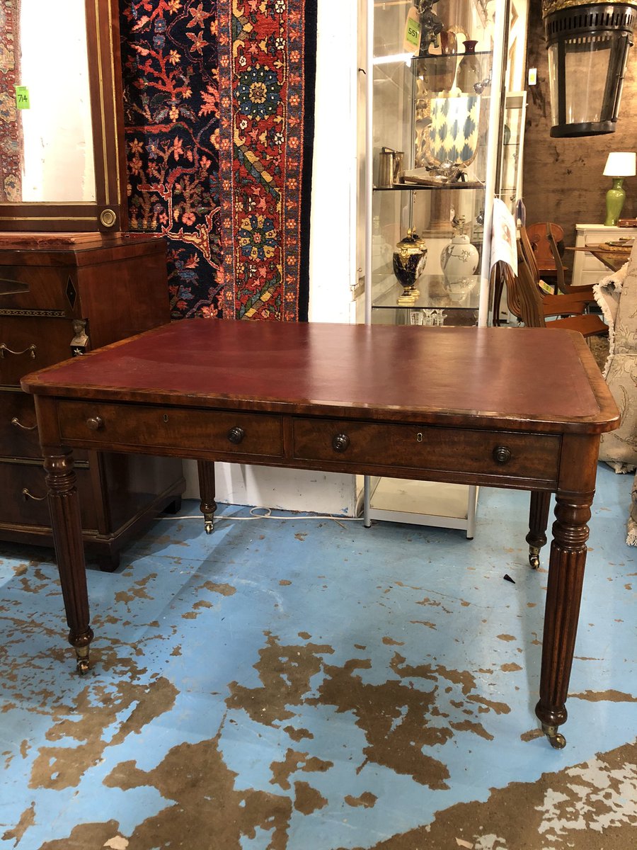 LotsRdAuctions's tweet image. Lot - 610:
LIBRARY TABLE. George IV, in the manners of Gillows.

Estimated at £600 - £900

#lotsroad #lotsroadauctions #librarytable #georgeiv #gillows #antiquesale #auctionhouse #chelsea #southwestlondon