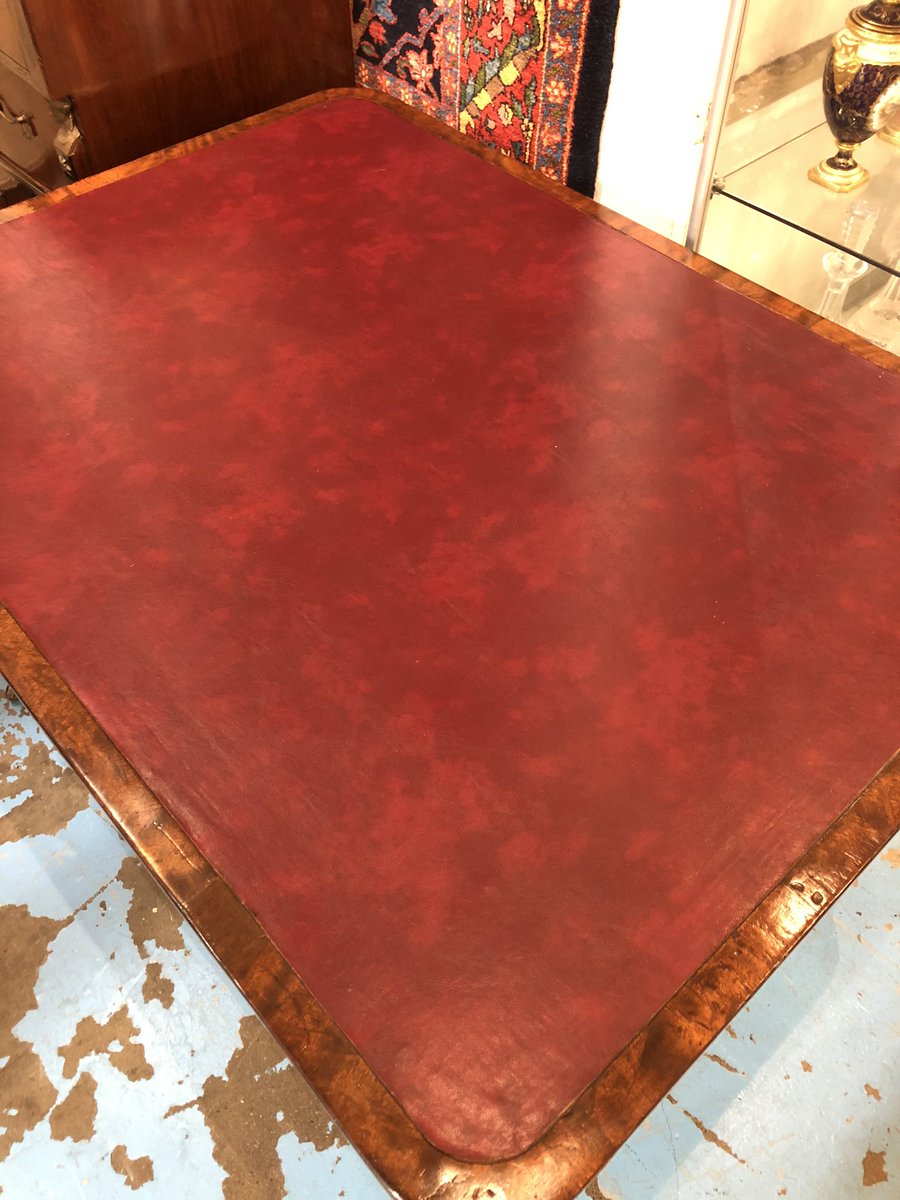 LotsRdAuctions's tweet image. Lot - 610:
LIBRARY TABLE. George IV, in the manners of Gillows.

Estimated at £600 - £900

#lotsroad #lotsroadauctions #librarytable #georgeiv #gillows #antiquesale #auctionhouse #chelsea #southwestlondon