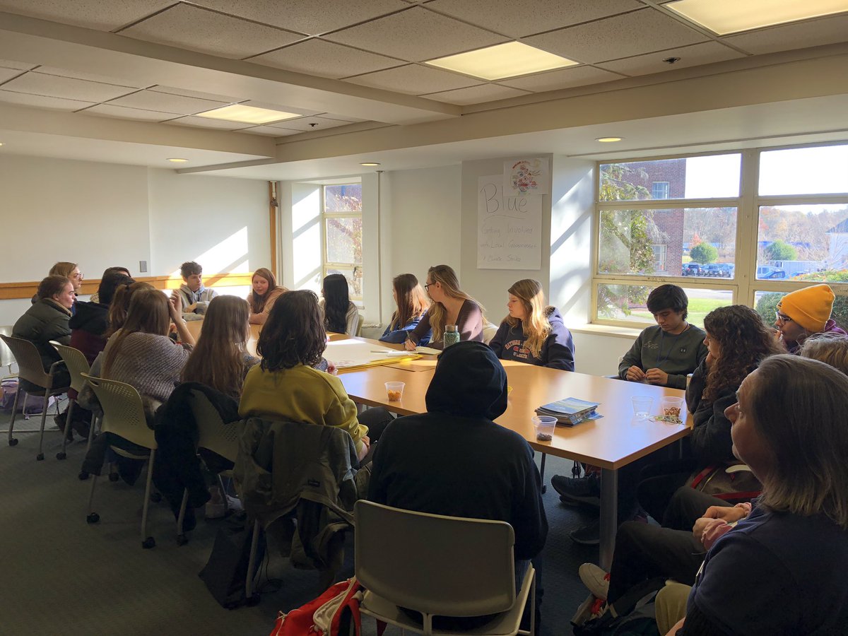 bhodge2727's tweet image. 50 @AHS_Bluepride students have invaded @wheaton for the climate summit organized by @MassAudubon. Really inspiring to see so many students passionate about creating change around this issue.