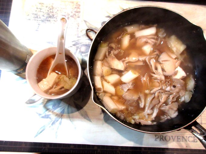 あご出汁の湯豆腐('ε` )うまし!汁までうましいぃぃ!!!! 