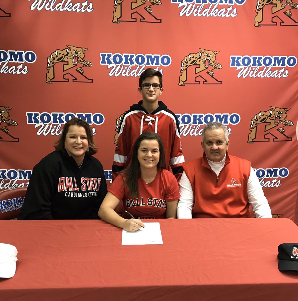 Congratulations to Kiah Parrott on signing her National Letter of Intent to Ball State University to continue her golf career. Great job Kiah! You have made Wildkat Nation very proud!