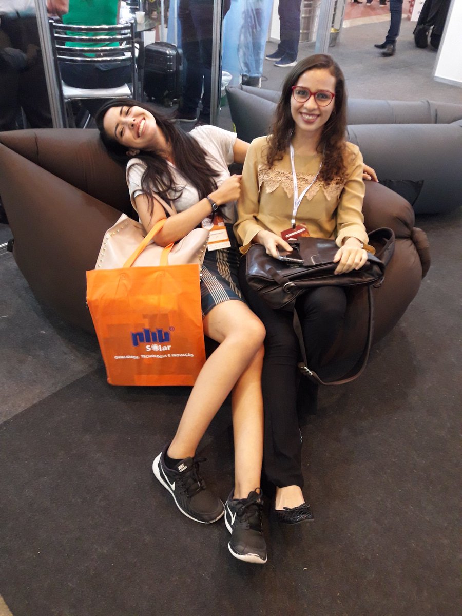 Natashaesteves's tweet image. Congresso só tem gente séria.
NÃO, PERA ...
#CBGD