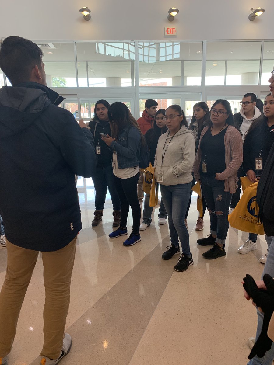 Touring Texas A&amp;M Commerce with Explora ESL. Students learning about all the opportunities available to them! <a href="/RHHSHawks/">Rockwall-Heath HS</a> #rockwallels <a href="/EslExplora/">Explora ESL</a>