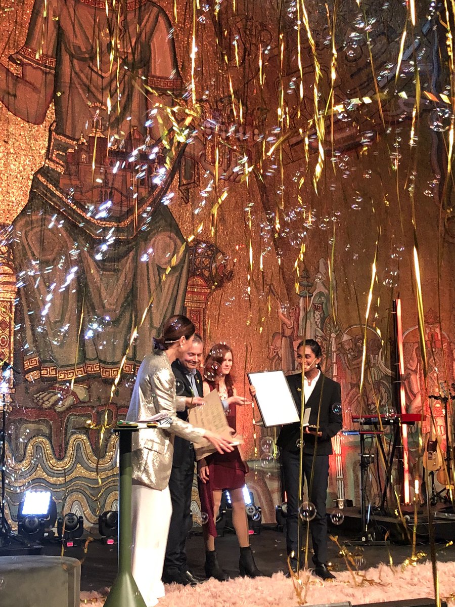 FilippaBergin's tweet photo. Grattis Shreya Ramachandran från The Grey Water Project i Fremont. Säker grey water irrigation 💪🏻🎉! #ccprize2019 https://t.co/RBrpjZwBDC
