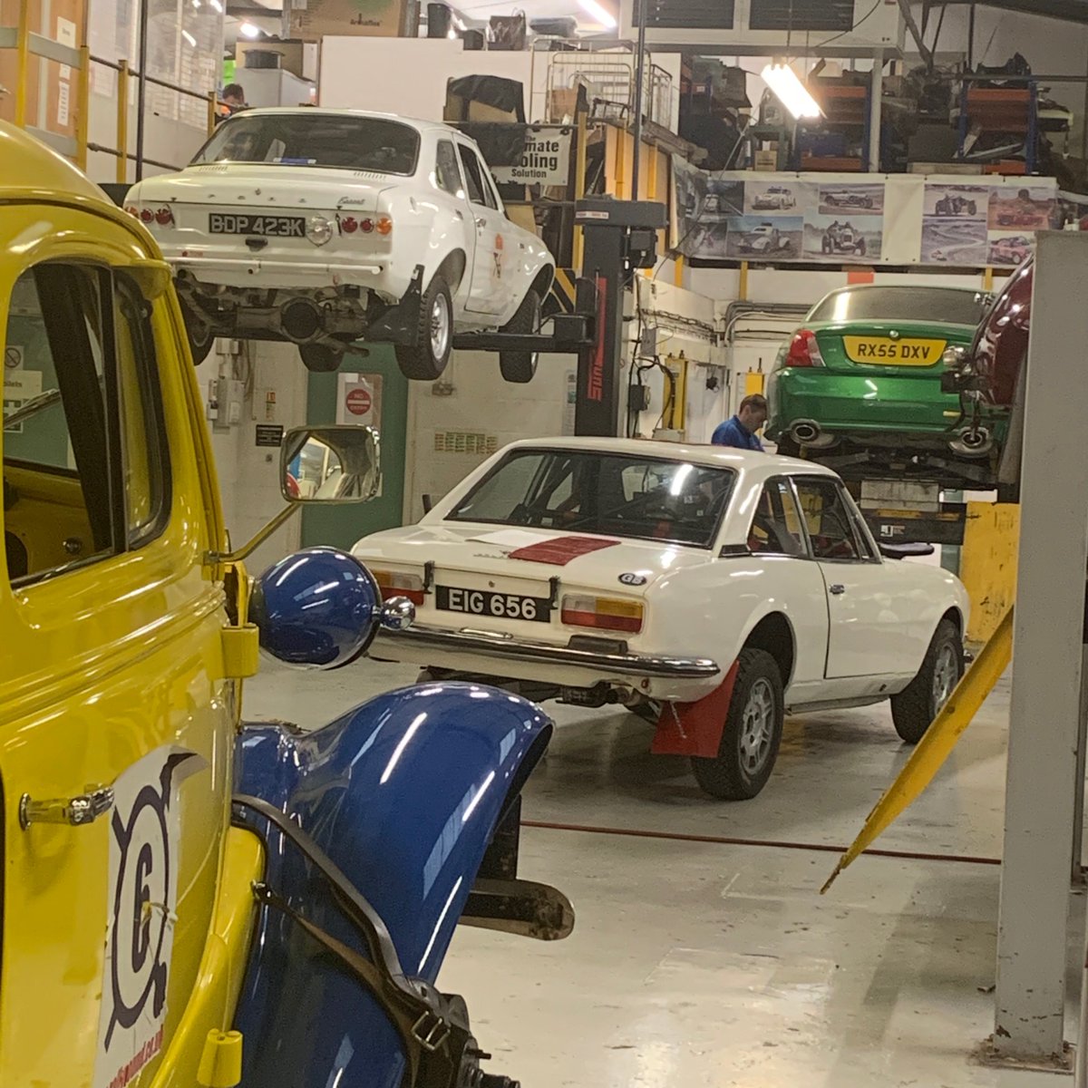 RPSRally's tweet photo. Another great mix of cars in the #TeamRPS workshop for #WorkshopWednesday
#ClassicCars #RallyPreparationServices #RallyCars #Cars #Restoration #CarBuilders https://t.co/YGFW9097fX