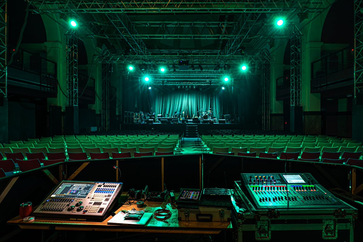 We are currently recruiting for an AV Technician to join the team - if you're experienced and can adapt to a wide range of events, then head to our website for more info at opennorwich.org.uk/about-us/worki…