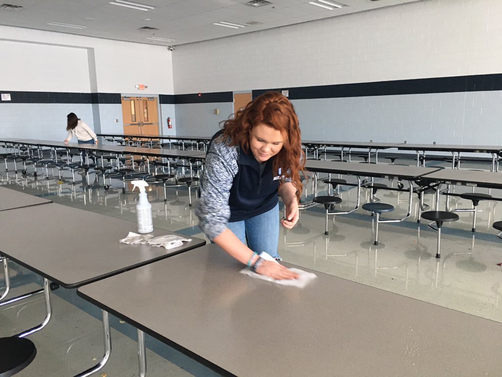 CharleeCNAteach's tweet photo. #InfectionControlPBL in full swing during this flu season. Hand wash station in the cafeteria and extra hands wiping down tables between grade groups to reduce the spread! Remember to wash well and often, cover a cough/sneeze & stay home if you're sick/have fever! @CulleokaUnit https://t.co/LIz83ZZInB